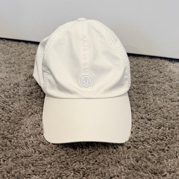 lululemon athletica Accessories - lululemon athletica Crème Classic Baseball Cap